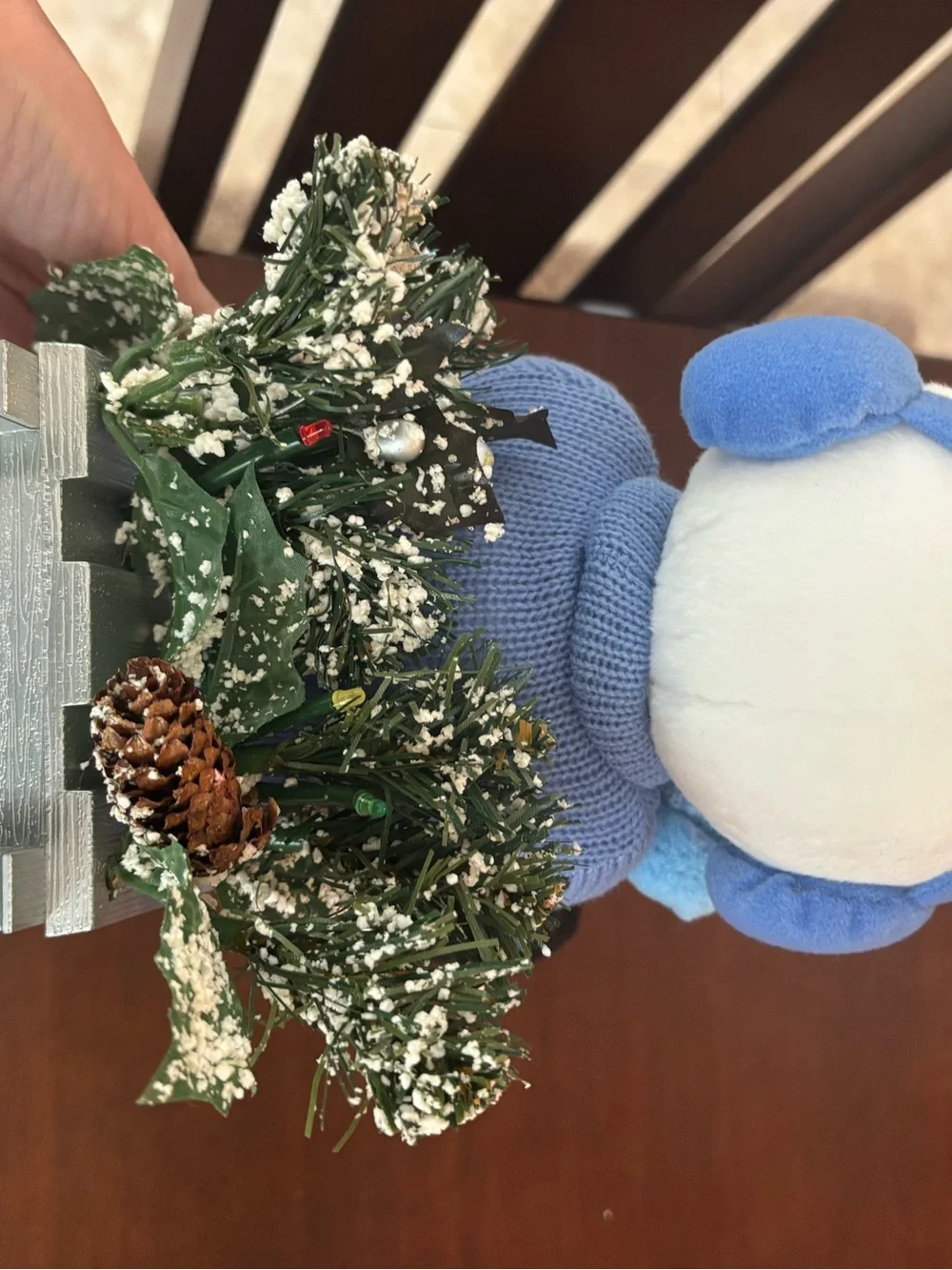 AVON A Magical Winter Sleigh Ride Snowman Christmas Musical Plush Figurine